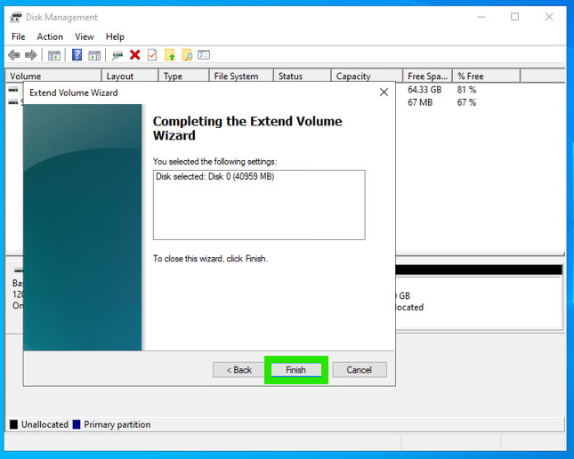 The Extend Volume Wizard with the Finish button highlighted.